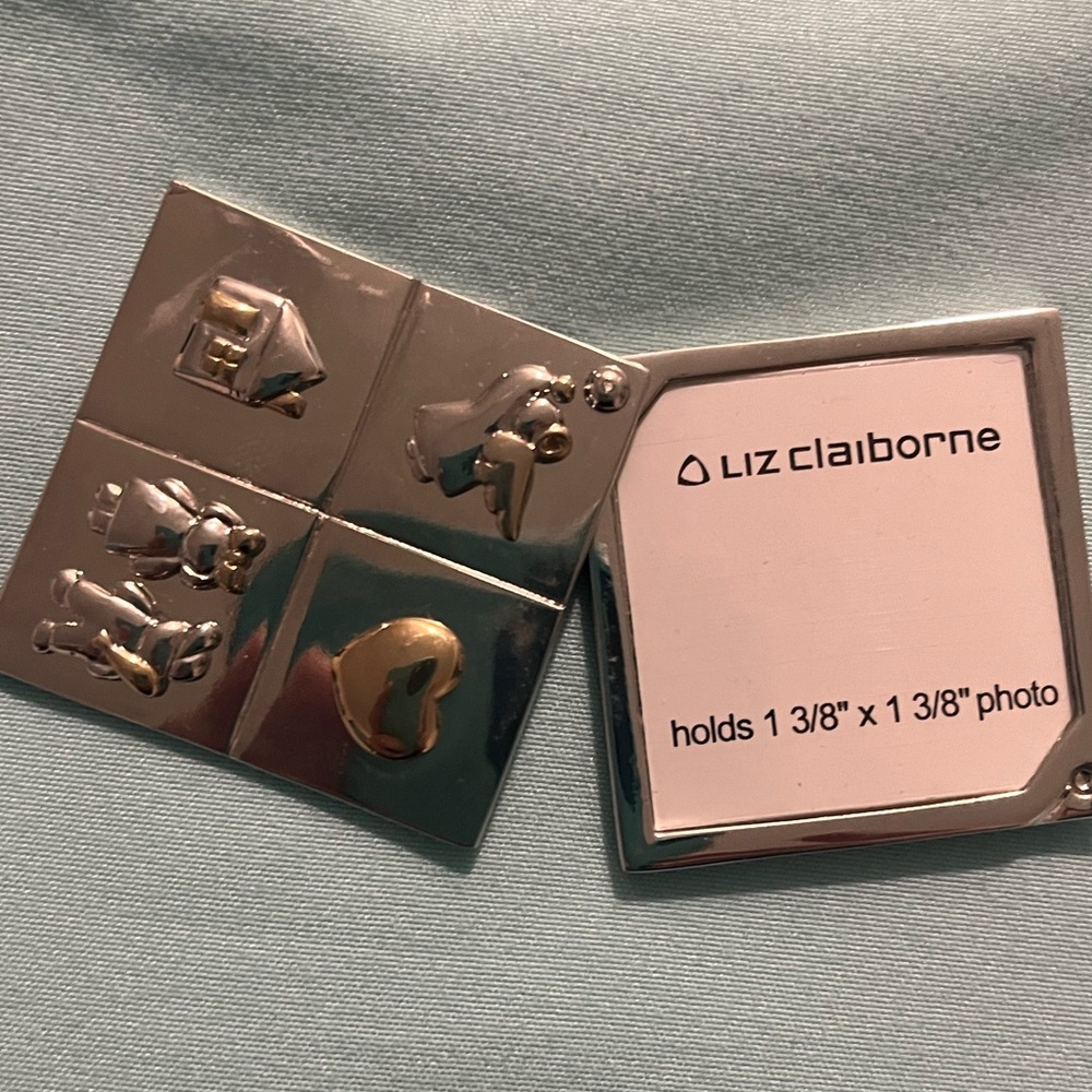 Pocket Picture Frame - Picture 2 of 3